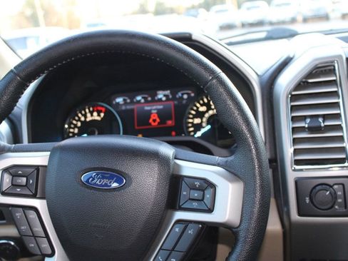 Used 2015 Ford F150 Lariat w/ Equipment Group 502A Luxury image 33