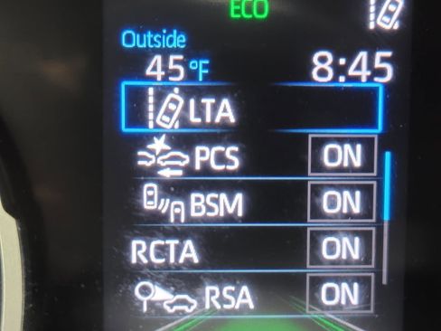 Used 2020 Toyota RAV4 XLE image 24