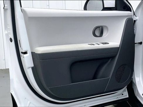 Used 2025 Hyundai Ioniq 5 SE image 10