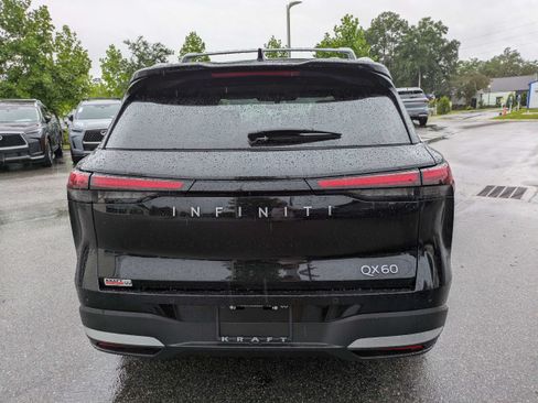 Used 2026 INFINITI QX60 Luxe w/ Cargo Package FWD image 5