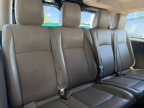 Used 2016 Nissan NV 3500 SL image 17