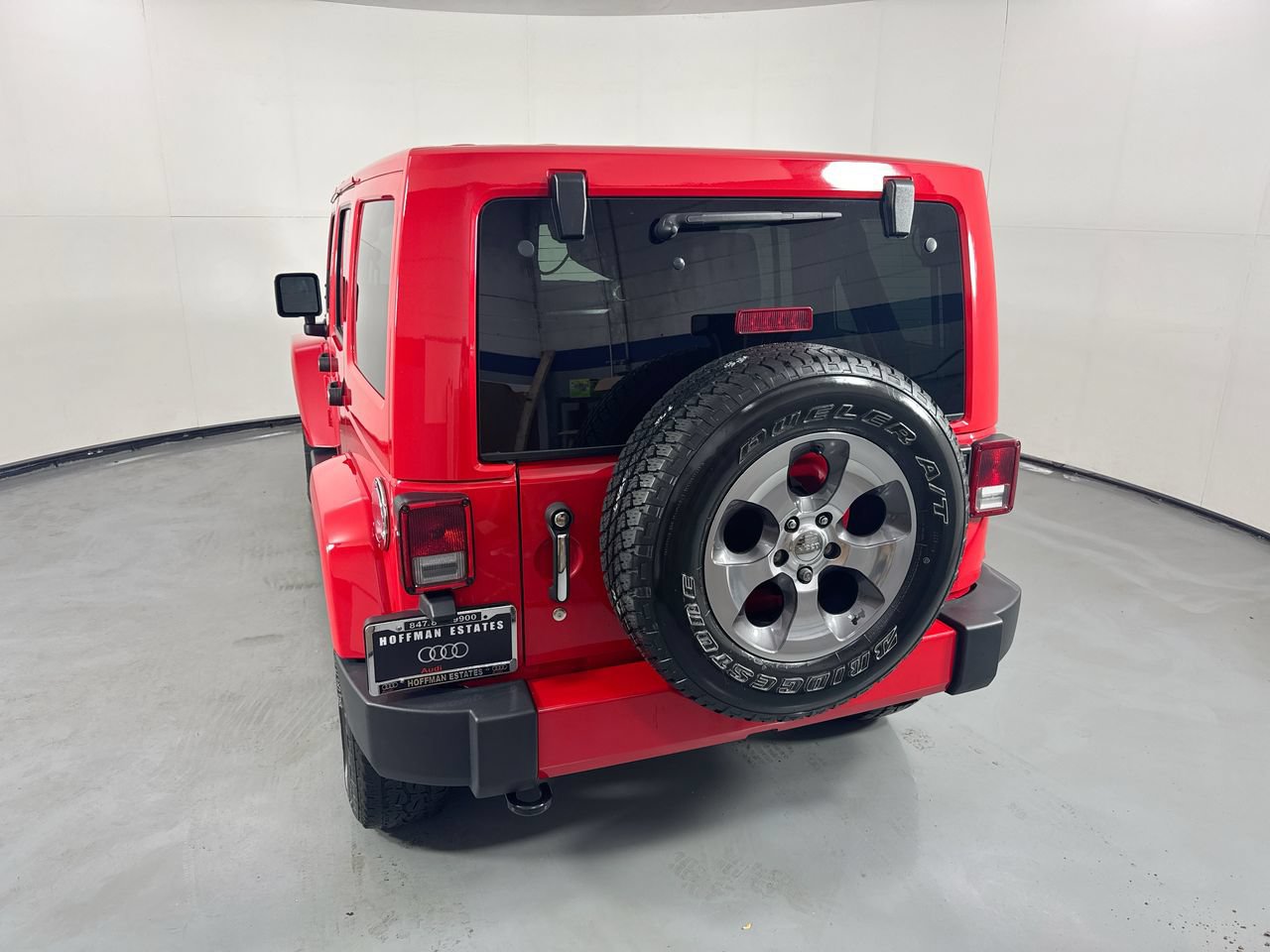 Used 2017 Jeep Wrangler Unlimited Sahara w/ Connectivity Group AWD/4WD image 31