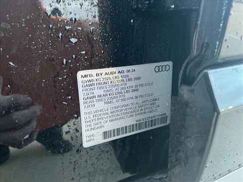 Used 2024 Audi Q3 2.0T Premium Plus image 15