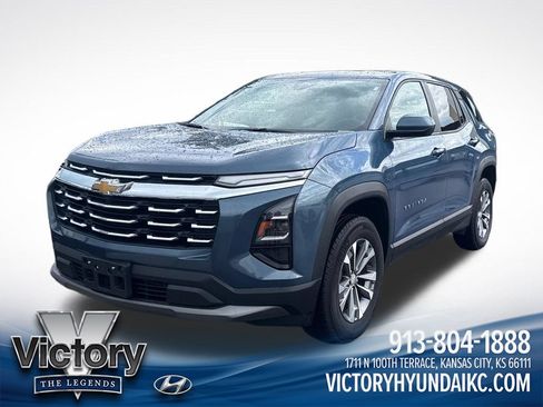 Used 2026 Chevrolet Equinox LT AWD/4WD image 1