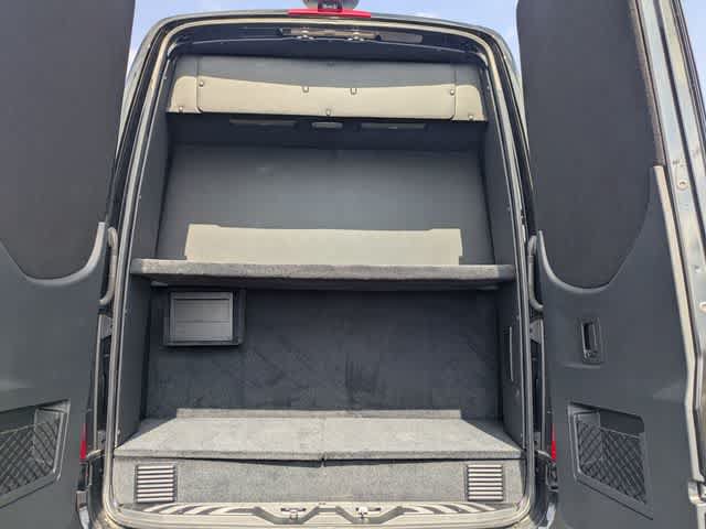 Used 2024 Mercedes-Benz Sprinter 3500 image 31