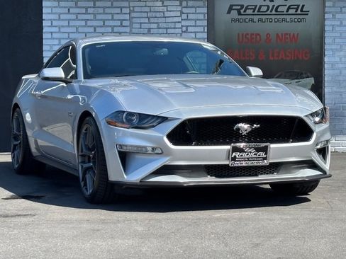 Used 2018 Ford Mustang GT Premium RWD image 6
