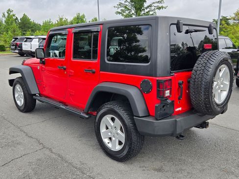 Used 2015 Jeep Wrangler Unlimited Sport w/ Quick Order Package 24S AWD/4WD image 5