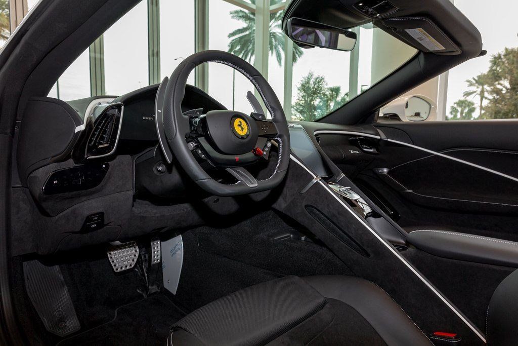 Used 2024 Ferrari Roma Spider RWD image 18