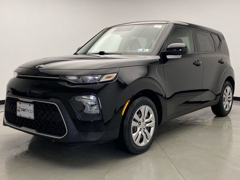 Used 2020 Kia Soul LX FWD image 1