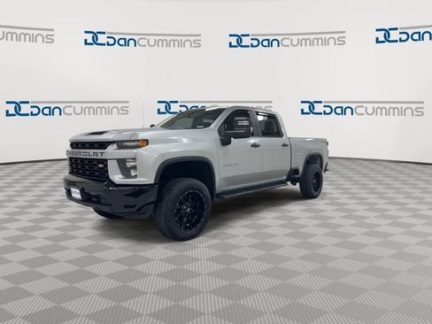 Used 2023 Chevrolet Silverado 2500 Custom w/ Custom Convenience Package AWD/4WD image 4
