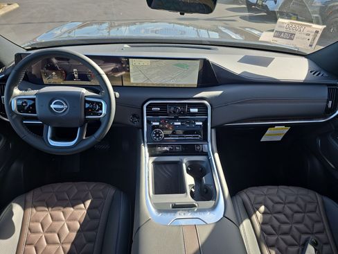 New 2026 Nissan Armada Platinum image 24