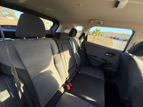 Used 2023 Nissan Rogue SV image 16