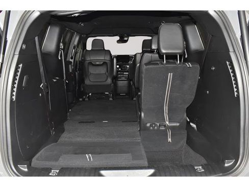 Used 2025 Chrysler Pacifica Select FWD image 29