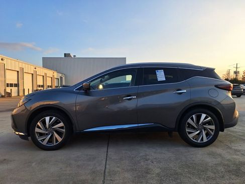 Used 2020 Nissan Murano SL w/ Moonroof Package image 2