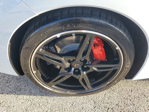Used 2023 Chevrolet Corvette Stingray Preferred Conv w/ Z51 Performance Package image 9