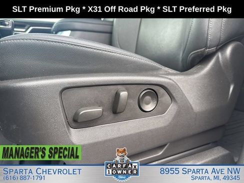 Used 2023 GMC Sierra 1500 SLT w/ SLT Premium Package AWD/4WD image 11