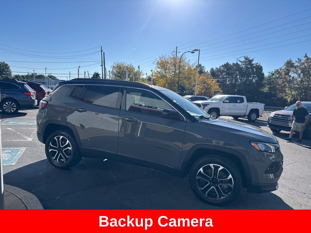 Used 2024 Jeep Compass Limited AWD/4WD image 8