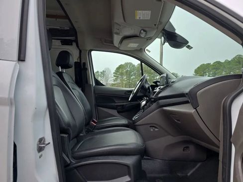 Used 2019 Ford Transit Connect XL image 30