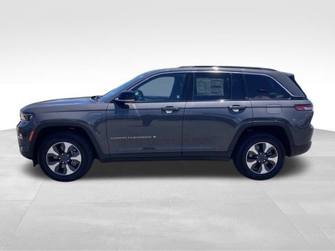 New 2024 Jeep Grand Cherokee Limited 4xe image 2