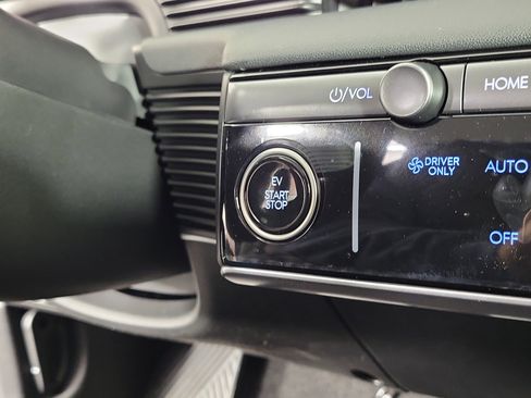 New 2026 Hyundai Ioniq 5 SEL image 17