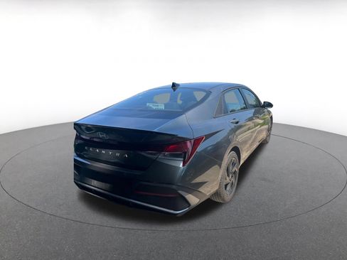 Used 2026 Hyundai Elantra Sport FWD image 16