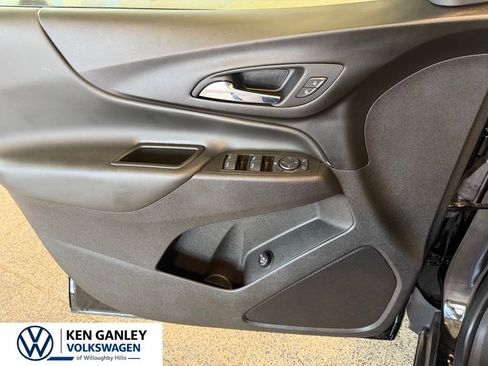 Used 2024 Chevrolet Equinox LT FWD image 15