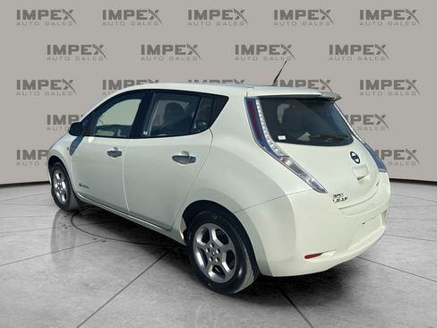 Used 2012 Nissan Leaf SV FWD image 3