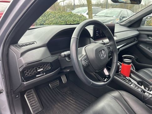 Used 2023 Honda Accord Sport image 35