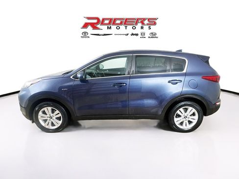Used 2019 Kia Sportage LX image 4