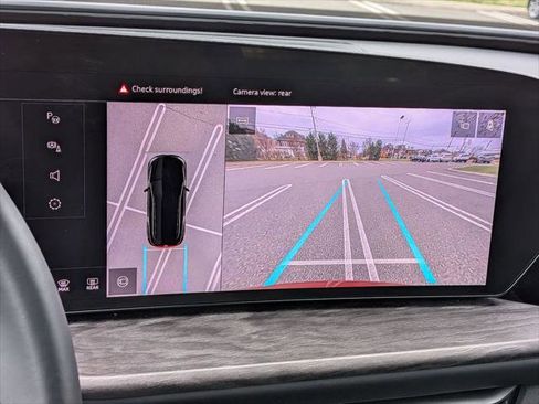 Certified 2025 Audi Q5 Premium Plus w/ Premium Plus AWD/4WD image 18