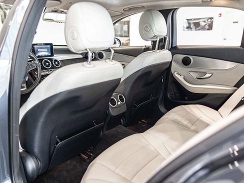 Used 2015 Mercedes-Benz C 300 4MATIC Sedan image 33