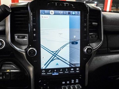 Used 2024 RAM 2500 Laramie image 19