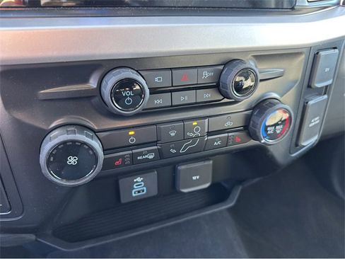 New 2025 Ford F250 XLT w/ Black Appearance Package image 19