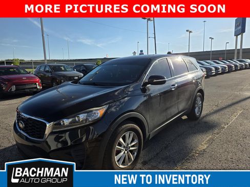 Used 2020 Kia Sorento FWD V6 image 4
