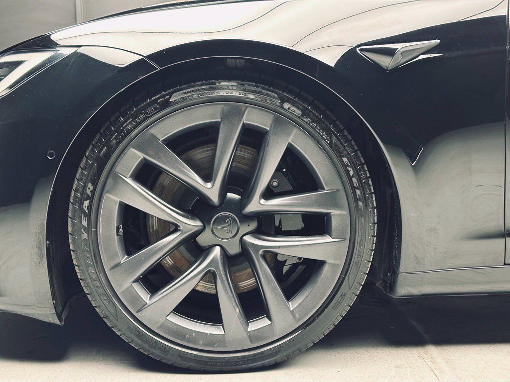 Used 2022 Tesla Model S Plaid AWD/4WD image 34