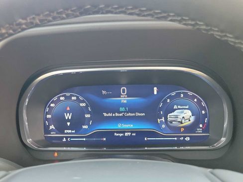Used 2024 Chevrolet Tahoe LT w/ LT Signature Package RWD image 22