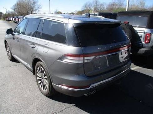 Used 2023 Lincoln Aviator Reserve image 3