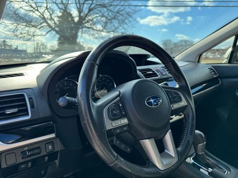 Used 2017 Subaru Crosstrek 2.0i Limited w/ Popular Package #2 image 19