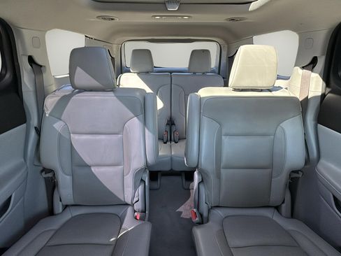 Used 2018 GMC Acadia SLT image 14