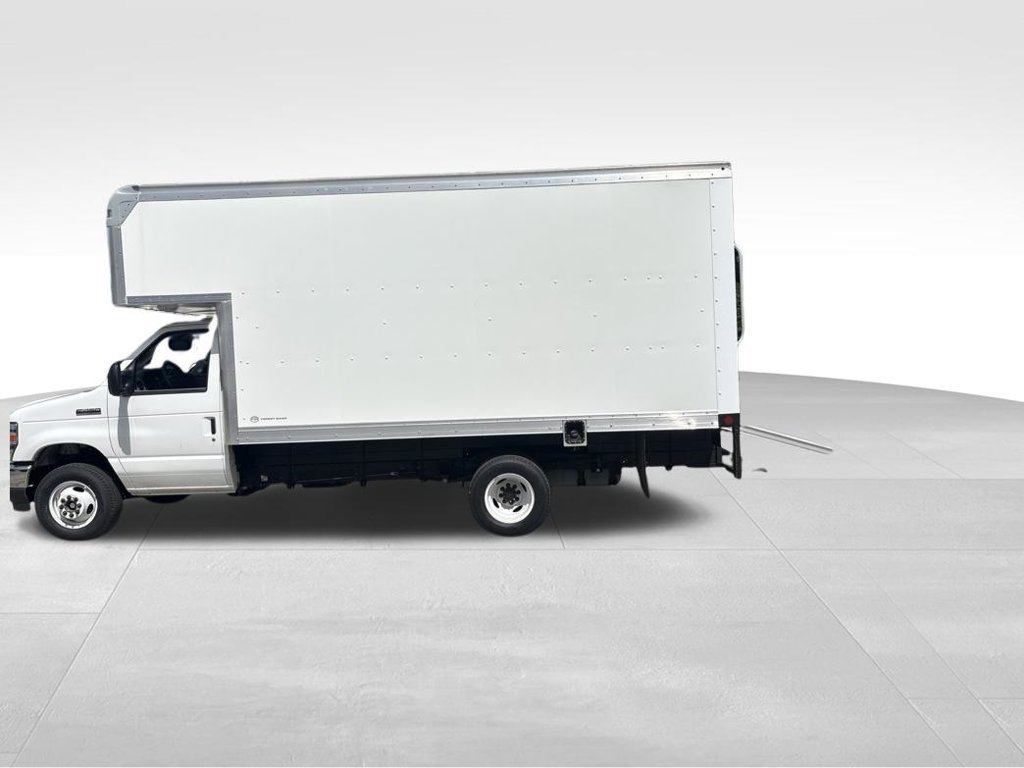 New 2027 Ford E-450 and Econoline 450 Super Duty w/ Power Equipment Group RWD image 21