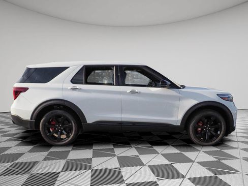 Used 2022 Ford Explorer ST w/ Equipment Group 401A AWD/4WD image 8