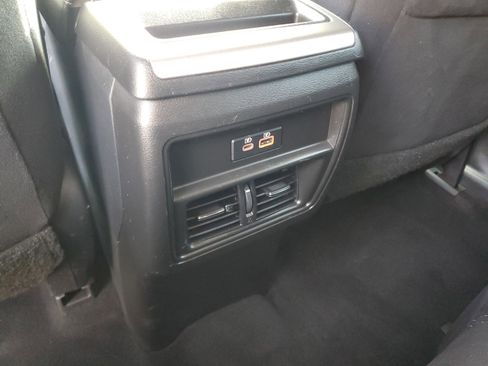 Used 2020 Nissan Murano S w/ Technology Package image 16