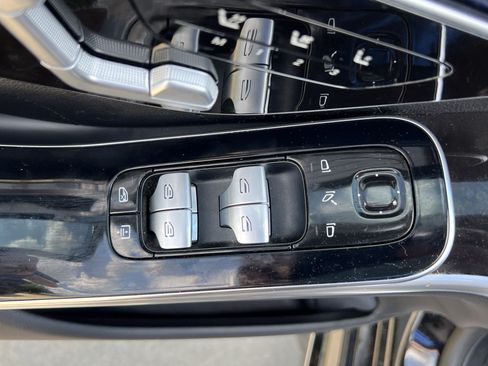 Used 2023 Mercedes-Benz S 500 4MATIC image 15