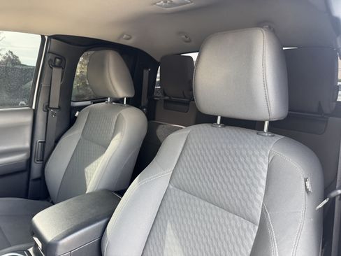 Certified 2023 Toyota Tacoma SR AWD/4WD image 22