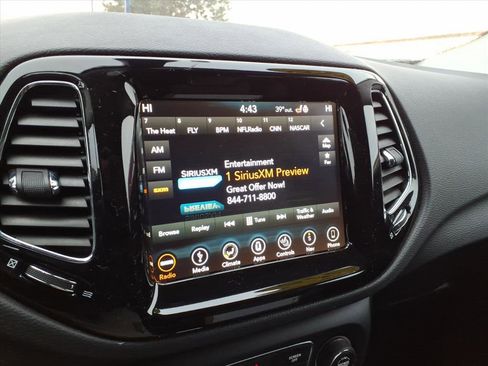 Used 2019 Jeep Compass Limited image 19