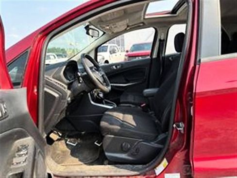 Used 2020 Ford EcoSport SE FWD image 2