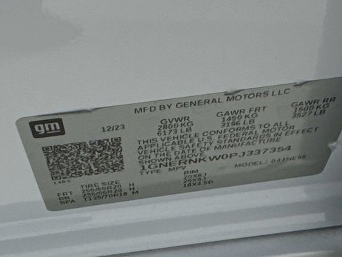 Used 2023 Chevrolet Traverse High Country w/ LPO, Floor Liner Package FWD image 44
