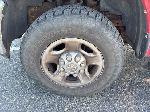 Used 2013 RAM 2500 Tradesman w/ Chrome Appearance Group AWD/4WD image 8