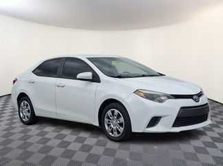 Used 2016 Toyota Corolla LE FWD video 1