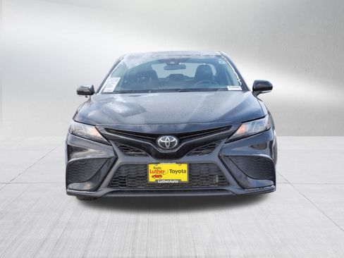 Certified 2023 Toyota Camry SE image 2